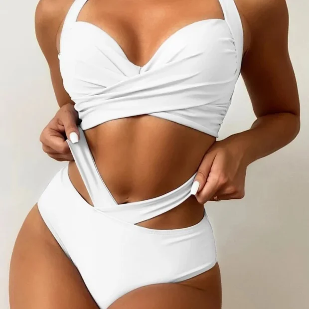 Dwuczęściowy strój kąpielowy z kopertowym topem i wysokim stanem