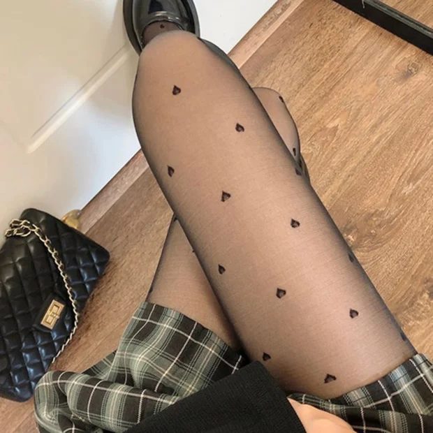 Rajstopy z uroczym motywem