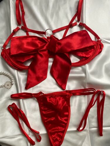 Satynowy zestaw z kokardą i paskami photo review