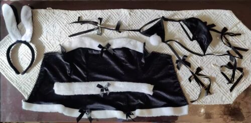 Zestaw bielizny kostiumowej z uszami królika i pasem do pończoch photo review