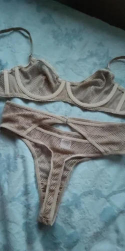 Zestaw w cielistym beżu z siateczką i wysokim stanem photo review