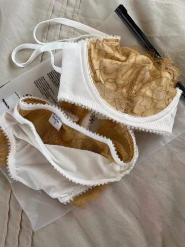 Zestaw bielizny z wysokim stanem i delikatną koronką photo review