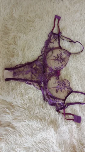 Zestaw bielizny push-up z niebieskim haftem kwiatowym photo review