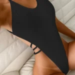 Czarny